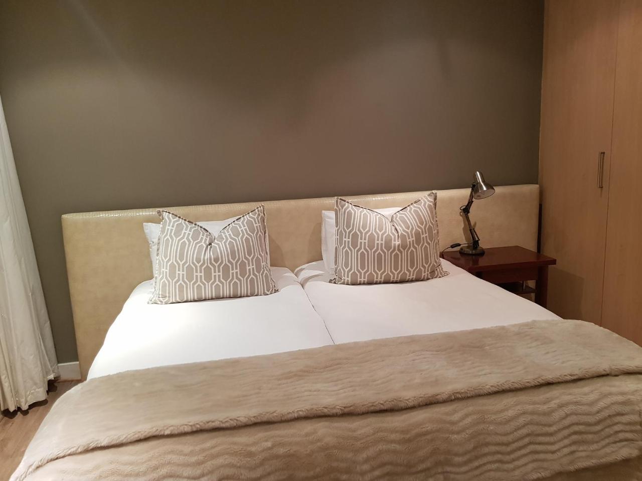 Weom Apartments Sandton Extérieur photo